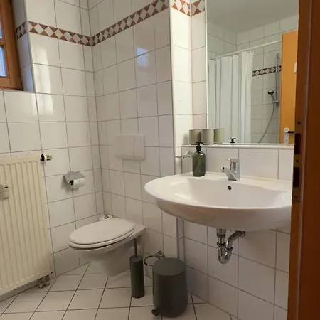 Kreativpause Workation In Bayern - Stilvolle Workation-unterkunft Mit Arbeitsplatz & Naturblick In Bayern Apartmán